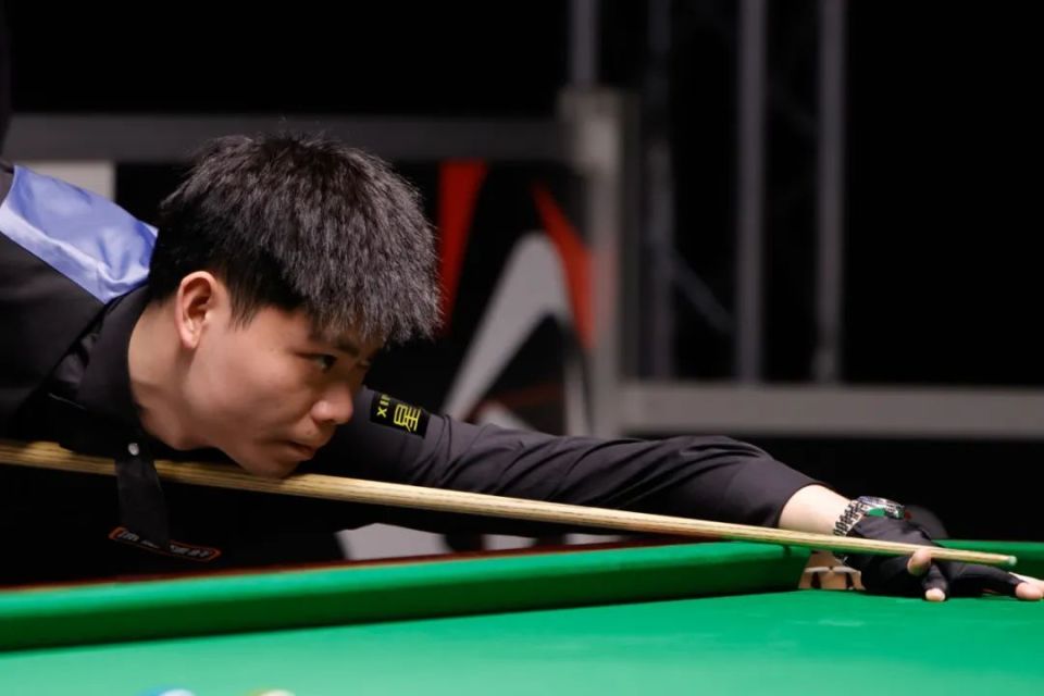 fqWj, 包头站夺冠