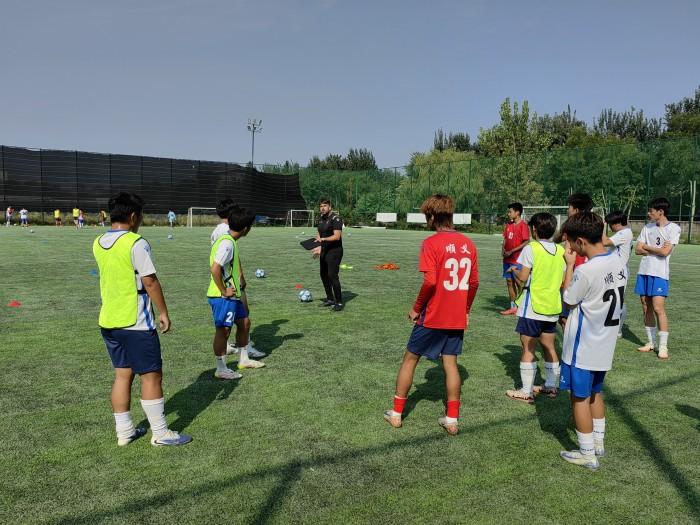 围绕技术打, 年顺义区青