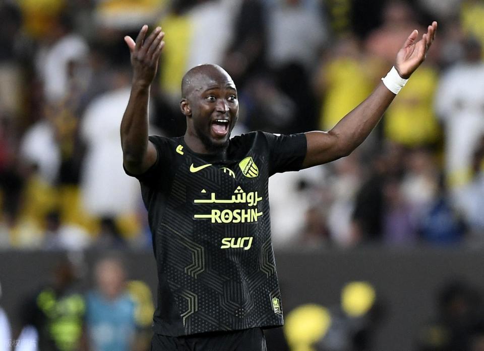 于上风, 敦比亚妙传